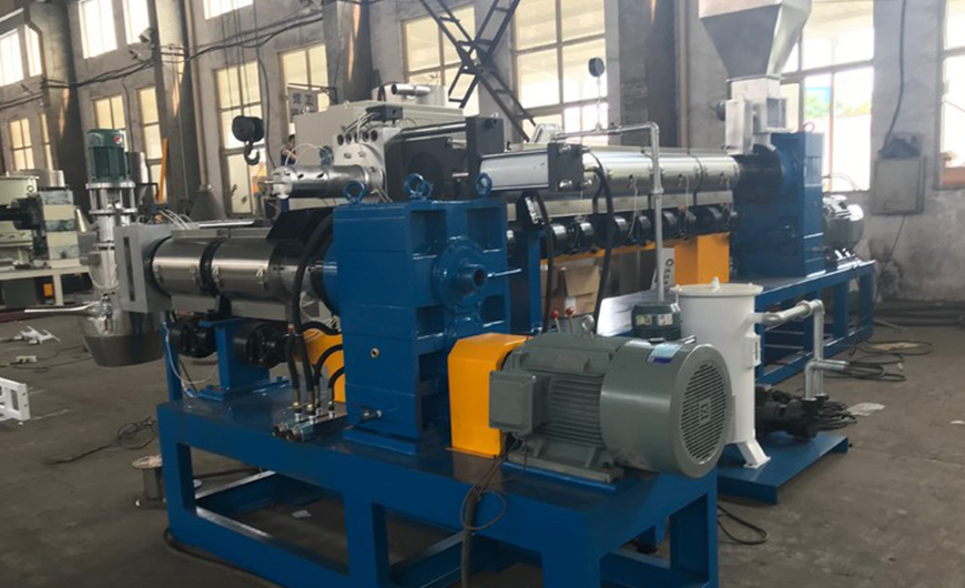 plastic recycling pelletizing machine